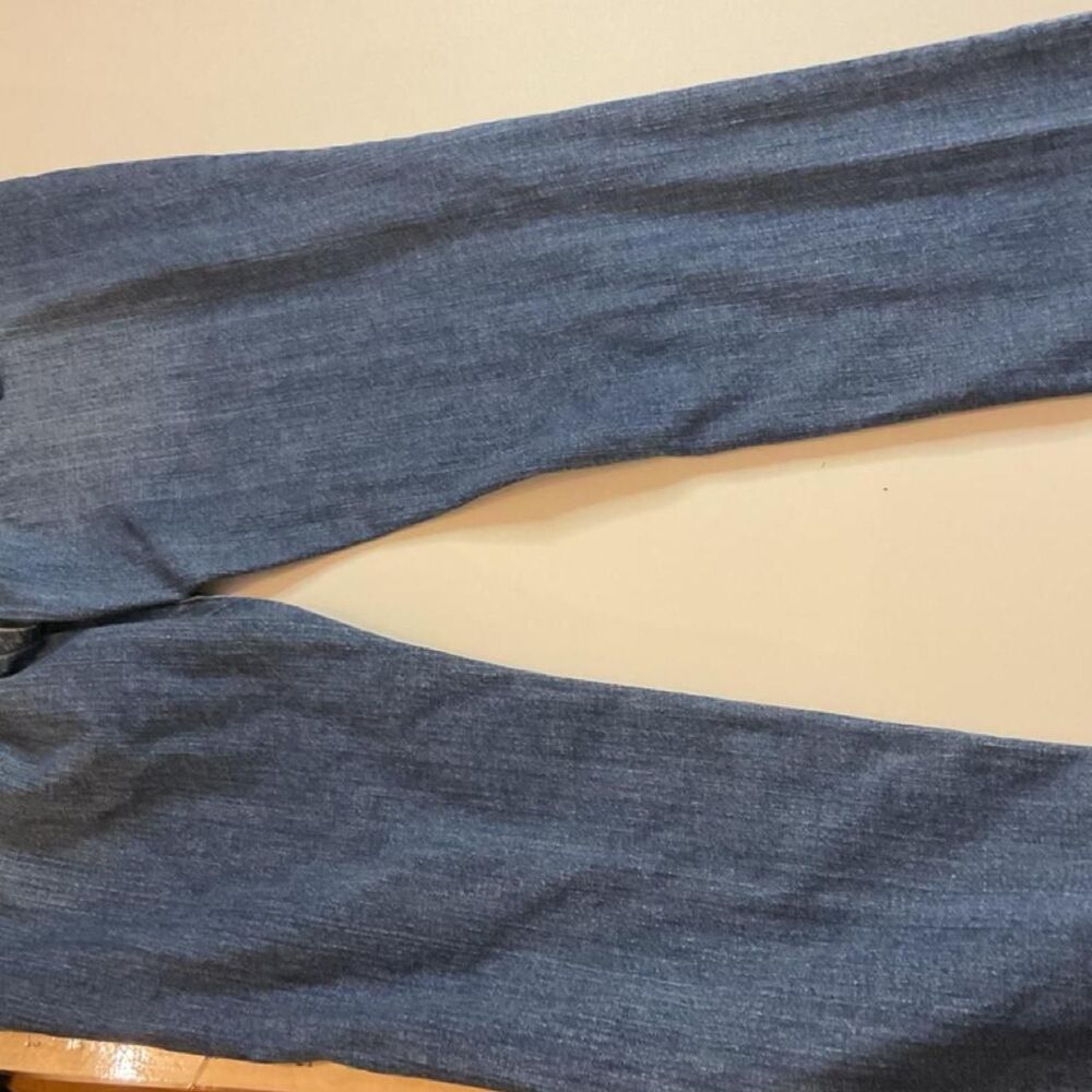 Levi-s Women's Blue and Navy Jeans - Picture 7 of 7